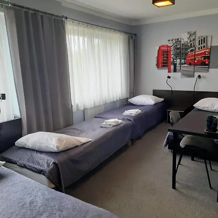 Hotel Mloda Europa *