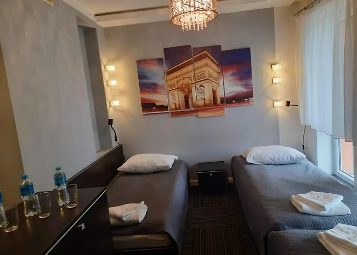 Hotel Mloda Europa *