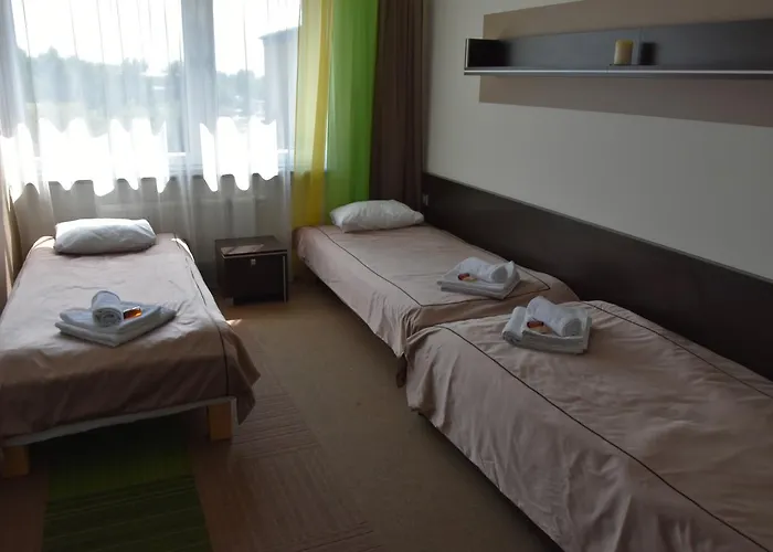 Mloda Europa Hotell *